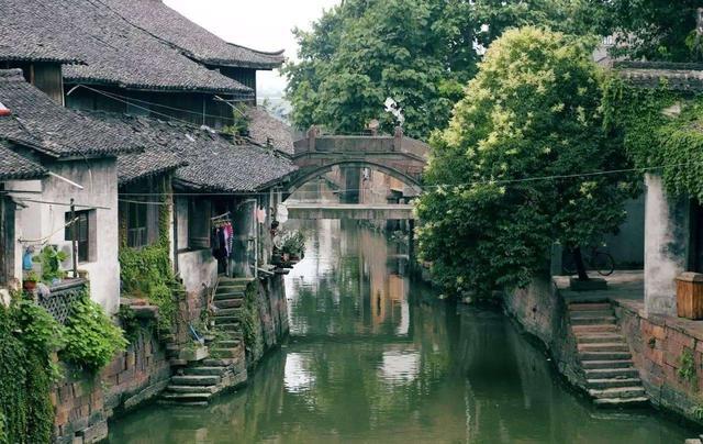 中国可以从哪些方面着手来减少中美纠纷?游戏画面